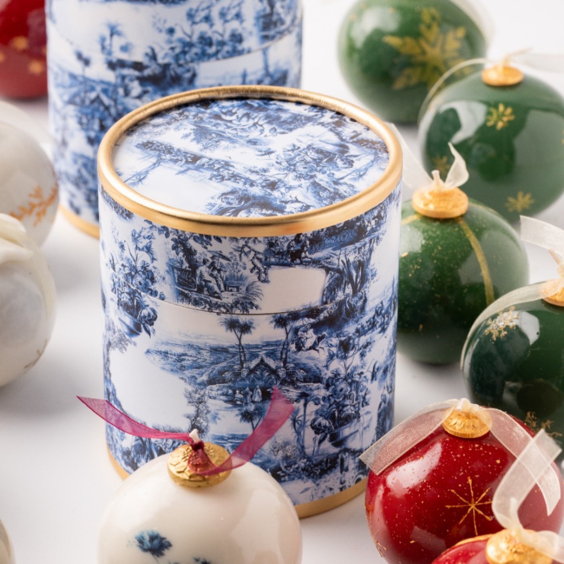 urun-13 Ornament Candle Favors: Christmas Ball Soy Wax Candle Party & Event Favors