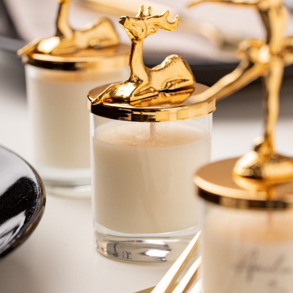 Urun-3 Personalized Candle Holder & Incense Burner: Handmade Ceramic Bowl with Gold Plated Leaf Stand Description