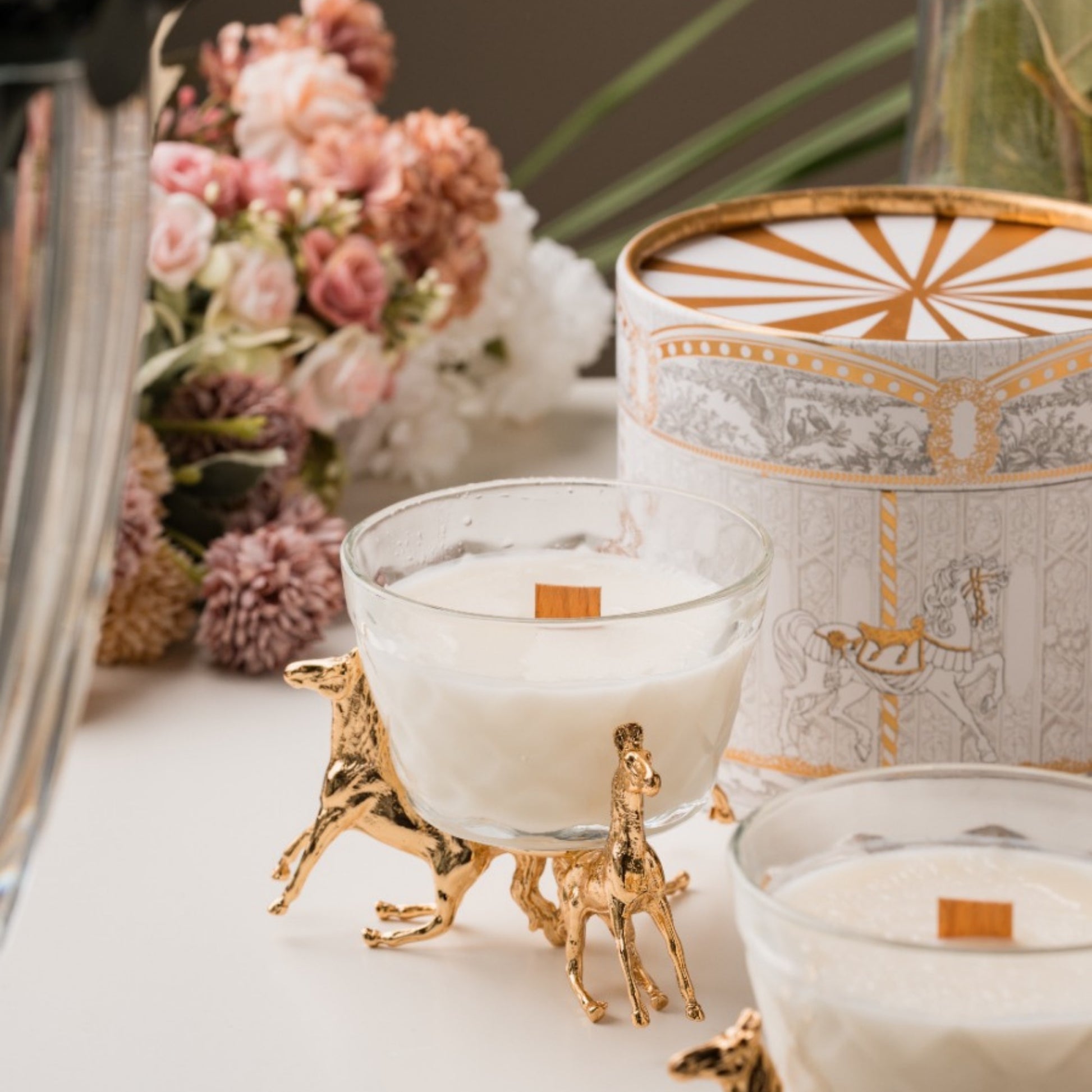 Urun-11 Soy Wax Candle Favors with Flower Lids Wedding Favors: Custom  Pastel Mini Candle Bridal Favors for Guests